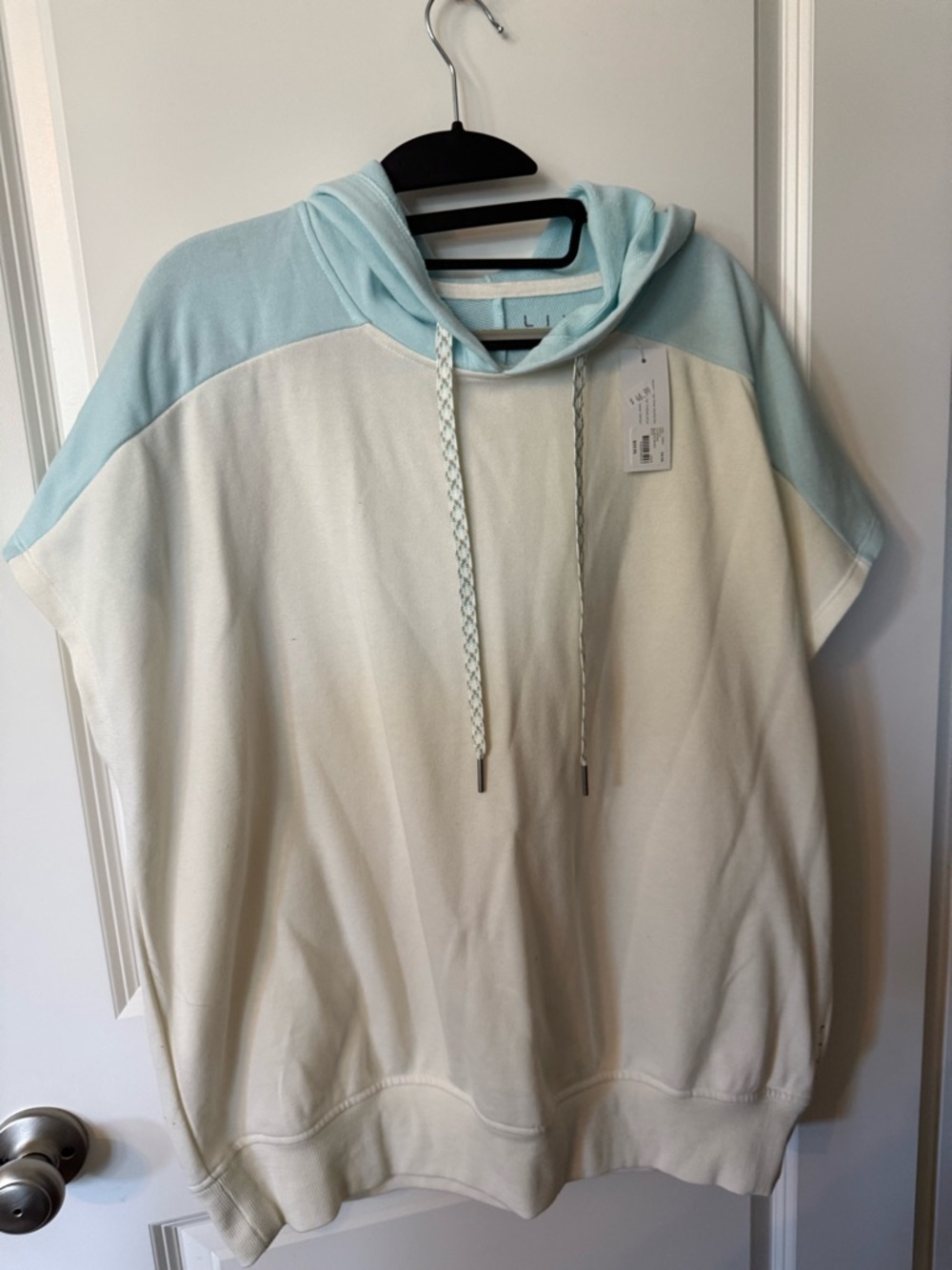 Livi Active Cream and Light Blue Hooded Short-Sleeve Sweatshirt